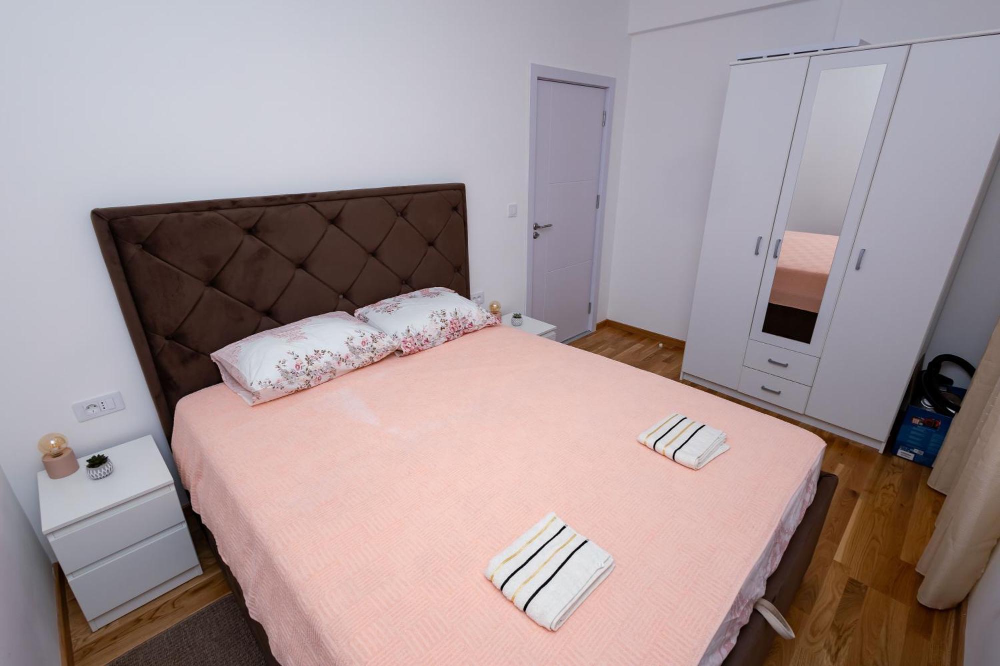 Elegant Escape Podgorica 아파트 외부 사진